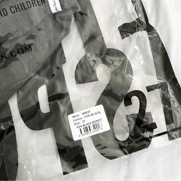 One Teaspoon Fox Black Bandit shorts low waist style NIB - Picture 10 of 13